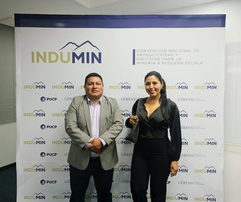Representantes de SMH durante su participación en INDUMIN 2026, fortaleciendo vínculos con clientes, aliados estratégicos y actores clave de la industria minera.